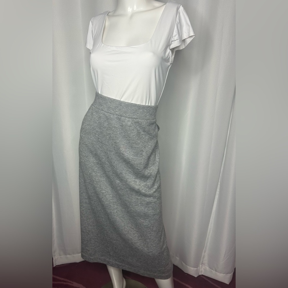 NWT Joe Fresh Pencil skirt
